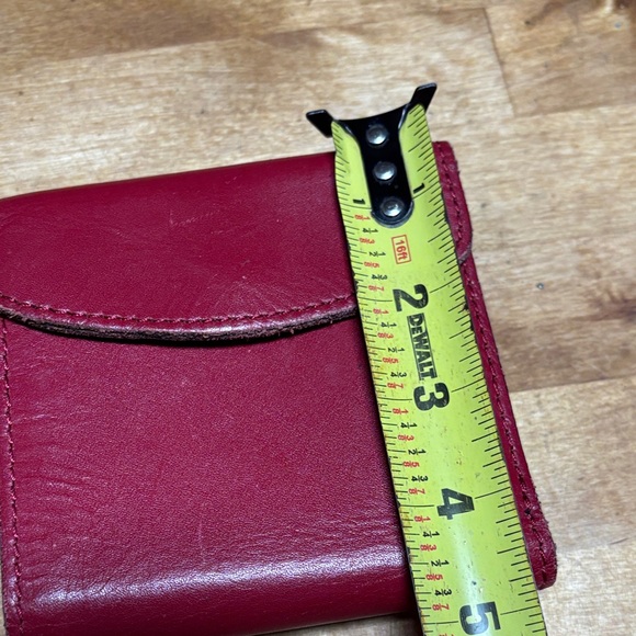 Patricia Nash Red Leather Wallet - Picture 11 of 11